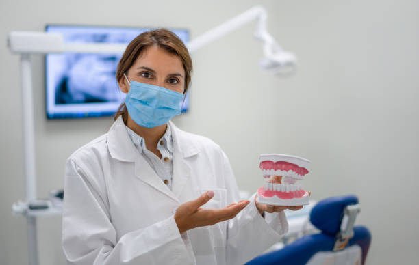 Best Broken or Cracked Tooth Emergency Dentist in Armona, CA